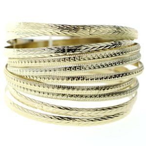 Catherine's gold plus sized bangle bracelet set